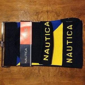 Nautica 2 piece set.
